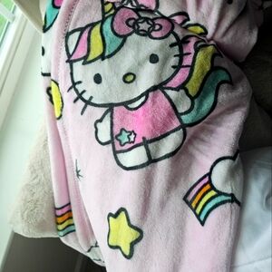 NEW Hello Kitty Blanket